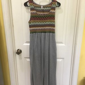 Xhilaration maxi dress- size Large